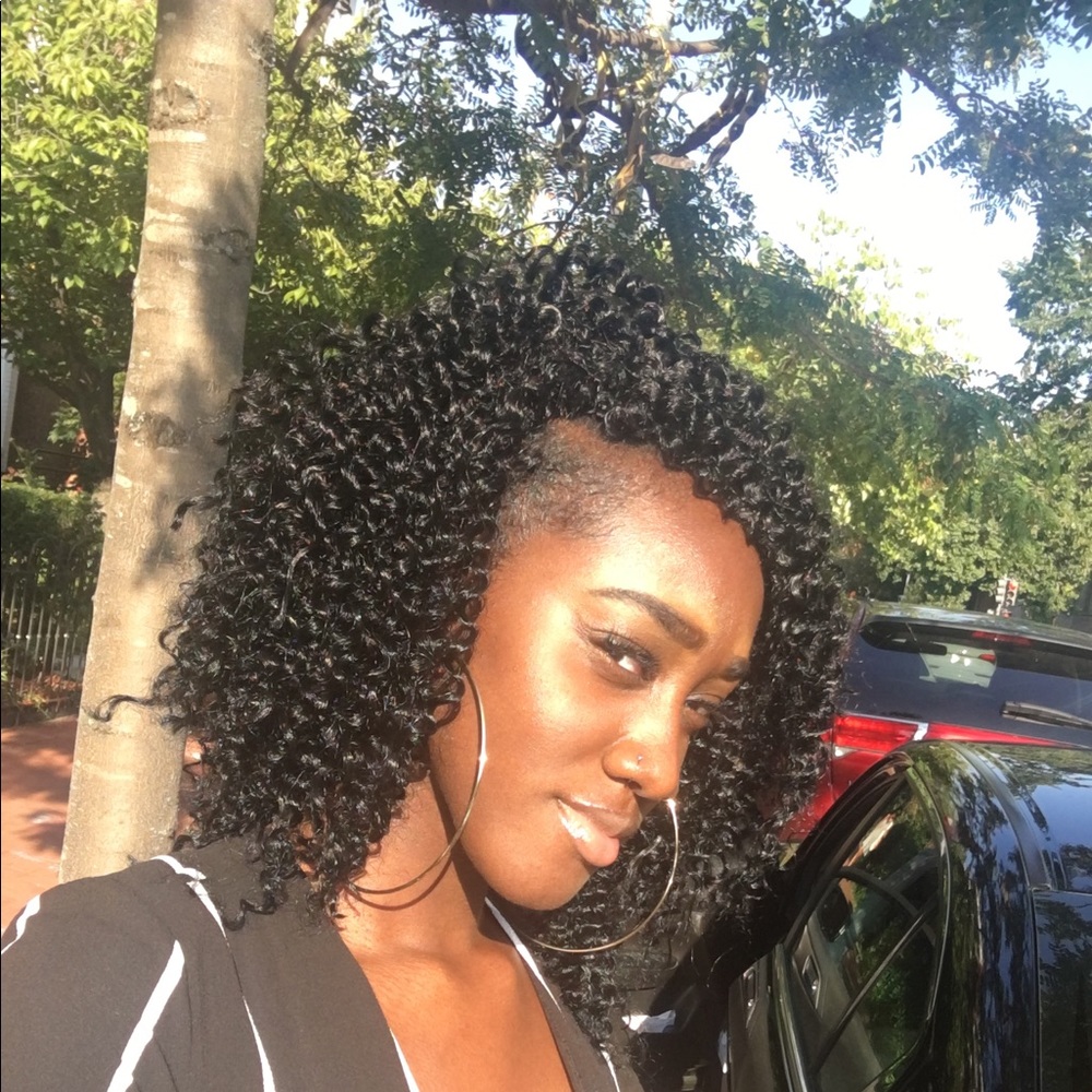 Meet your Posher, Jessica